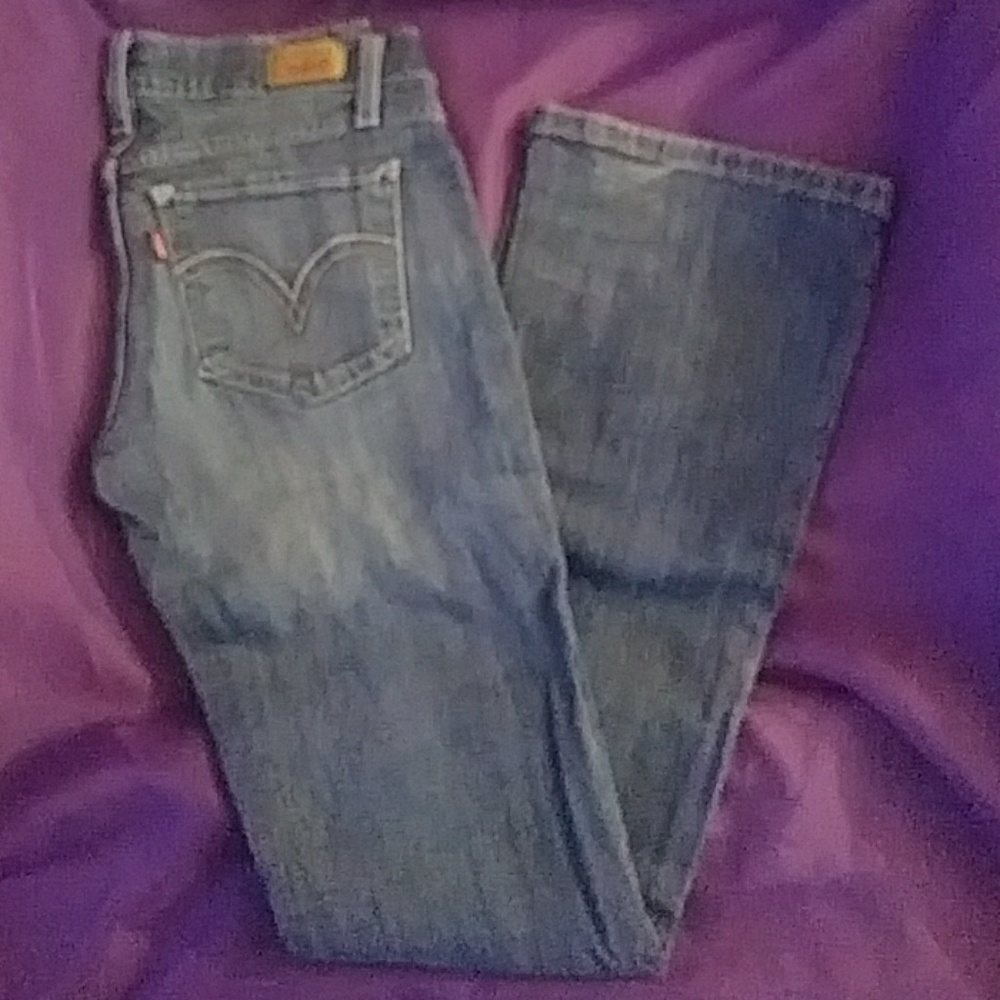 Levi's 524 jeans